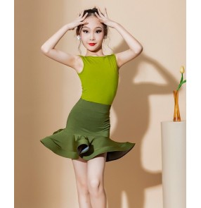 Girls green ballroom latin dance dresses kids ruffles practice competition leotard tops latin stage performance skirts for kids